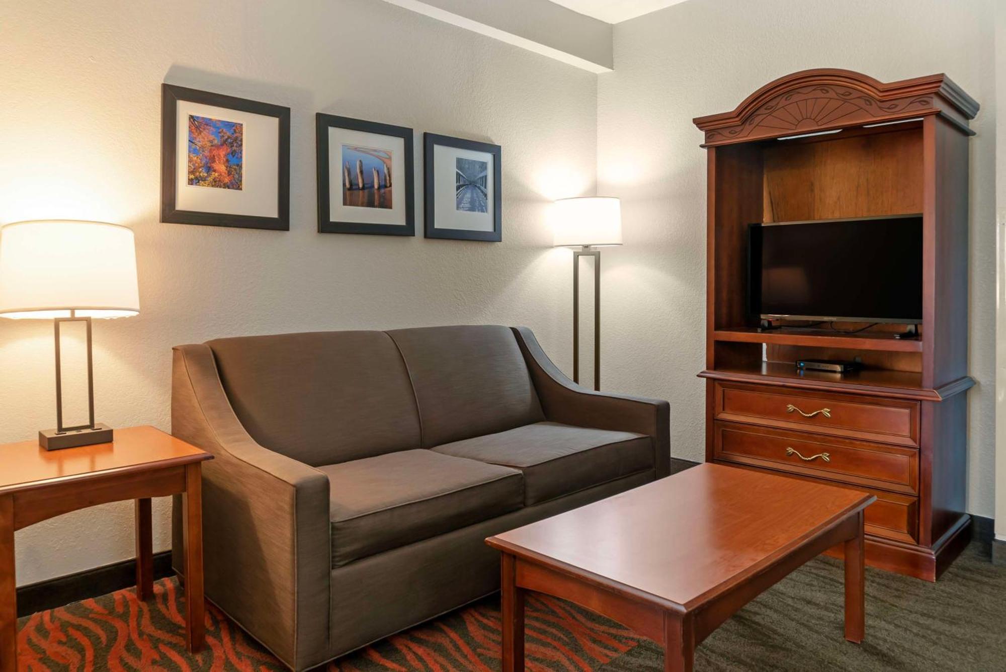 Best Western Executive Inn & Suites Grand Rapids Extérieur photo