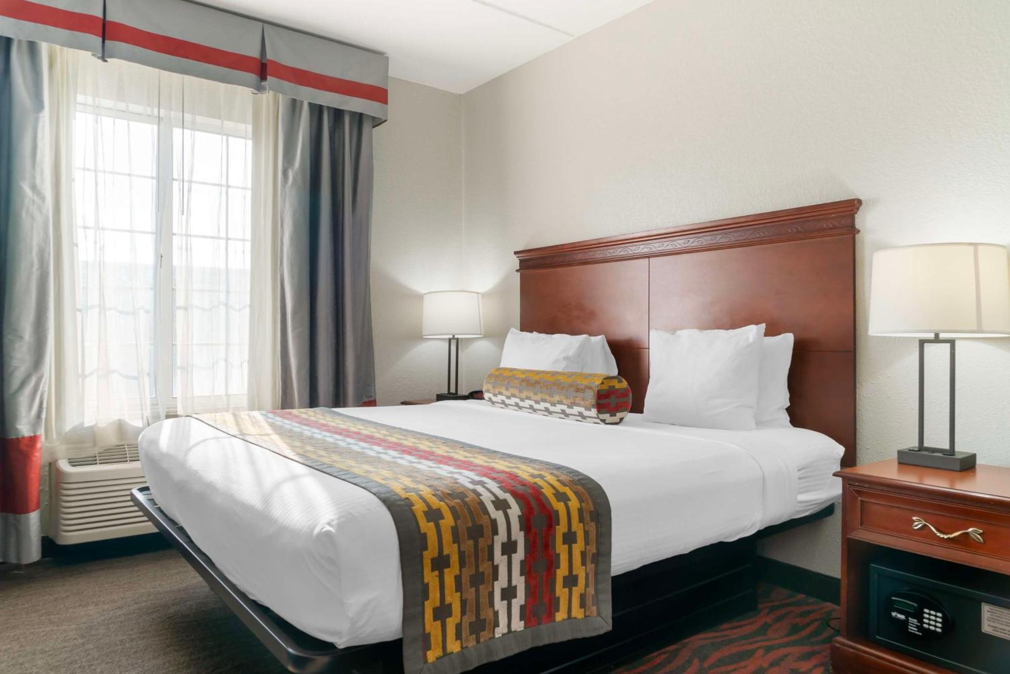 Best Western Executive Inn & Suites Grand Rapids Extérieur photo