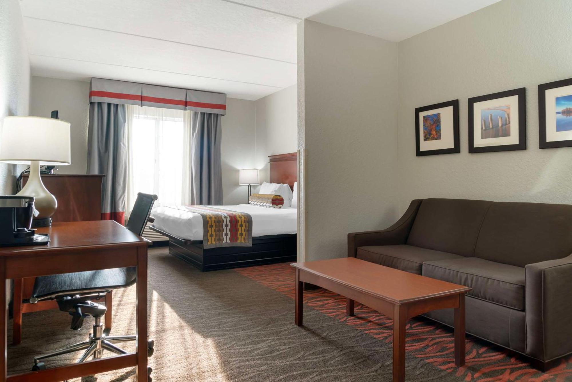 Best Western Executive Inn & Suites Grand Rapids Extérieur photo