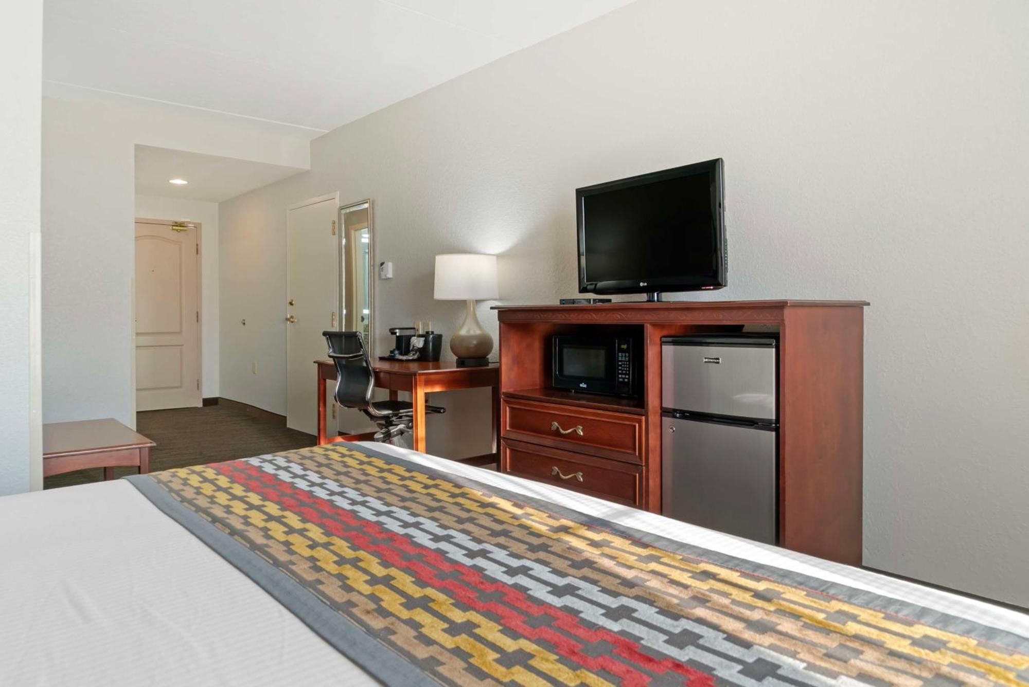 Best Western Executive Inn & Suites Grand Rapids Extérieur photo