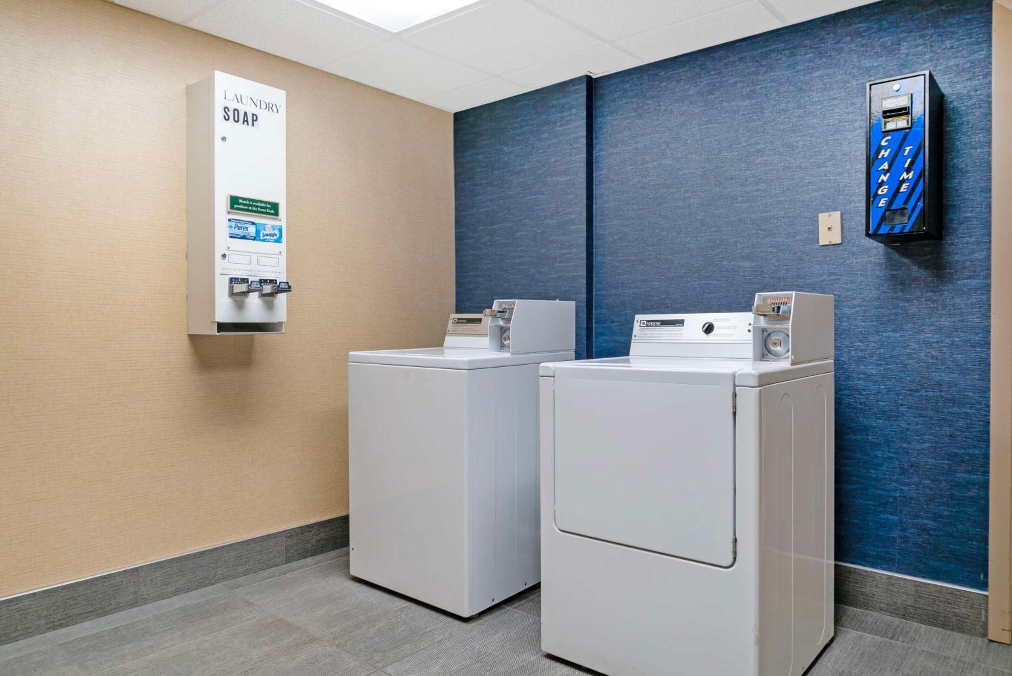 Best Western Executive Inn & Suites Grand Rapids Extérieur photo