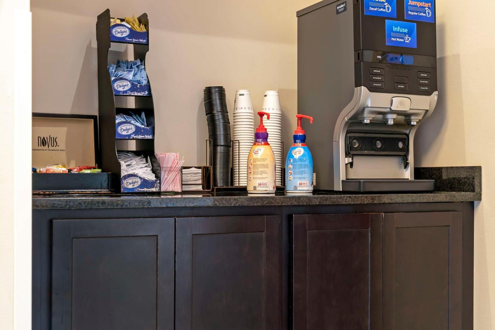 Best Western Executive Inn & Suites Grand Rapids Extérieur photo