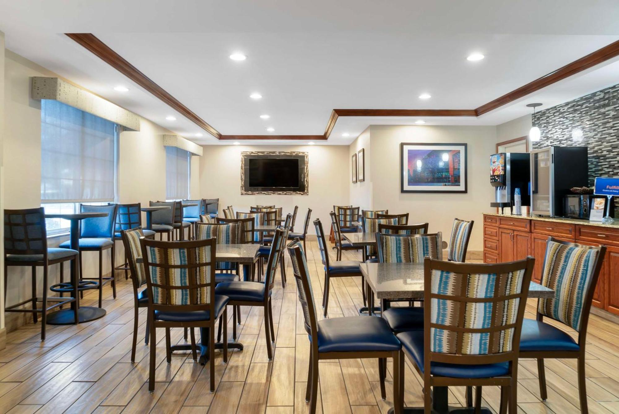 Best Western Executive Inn & Suites Grand Rapids Extérieur photo