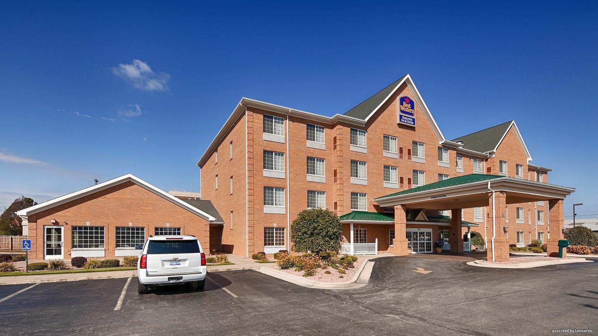 Best Western Executive Inn & Suites Grand Rapids Extérieur photo