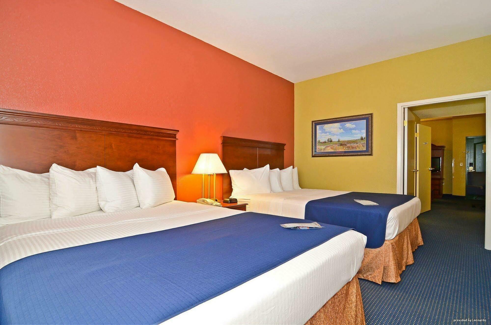 Best Western Executive Inn & Suites Grand Rapids Extérieur photo